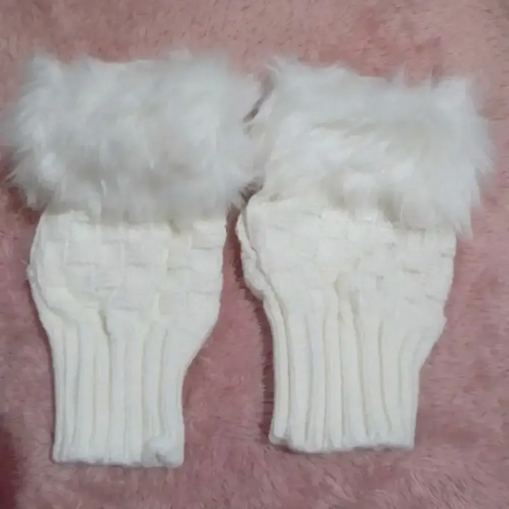 Plush Warm Ribbed Knitted Fingerless Gloves - White